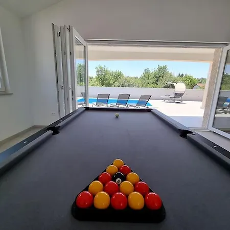 Oasis - Pool In Heart Of Istria