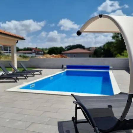Oasis - Pool In Heart Of Istria * Basici