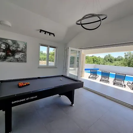 Oasis - Pool In Heart Of Istria *