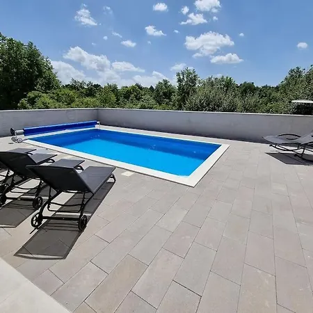 Oasis - Pool In Heart Of Istria *