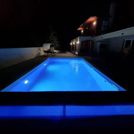 Vila Oasis - Pool In Heart Of Istria
